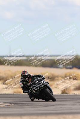 media/Nov-16-2025-Race Pace (Sun) [[8c5fa54630]]/Verified Riders/9-Turn 16 (150pm)/